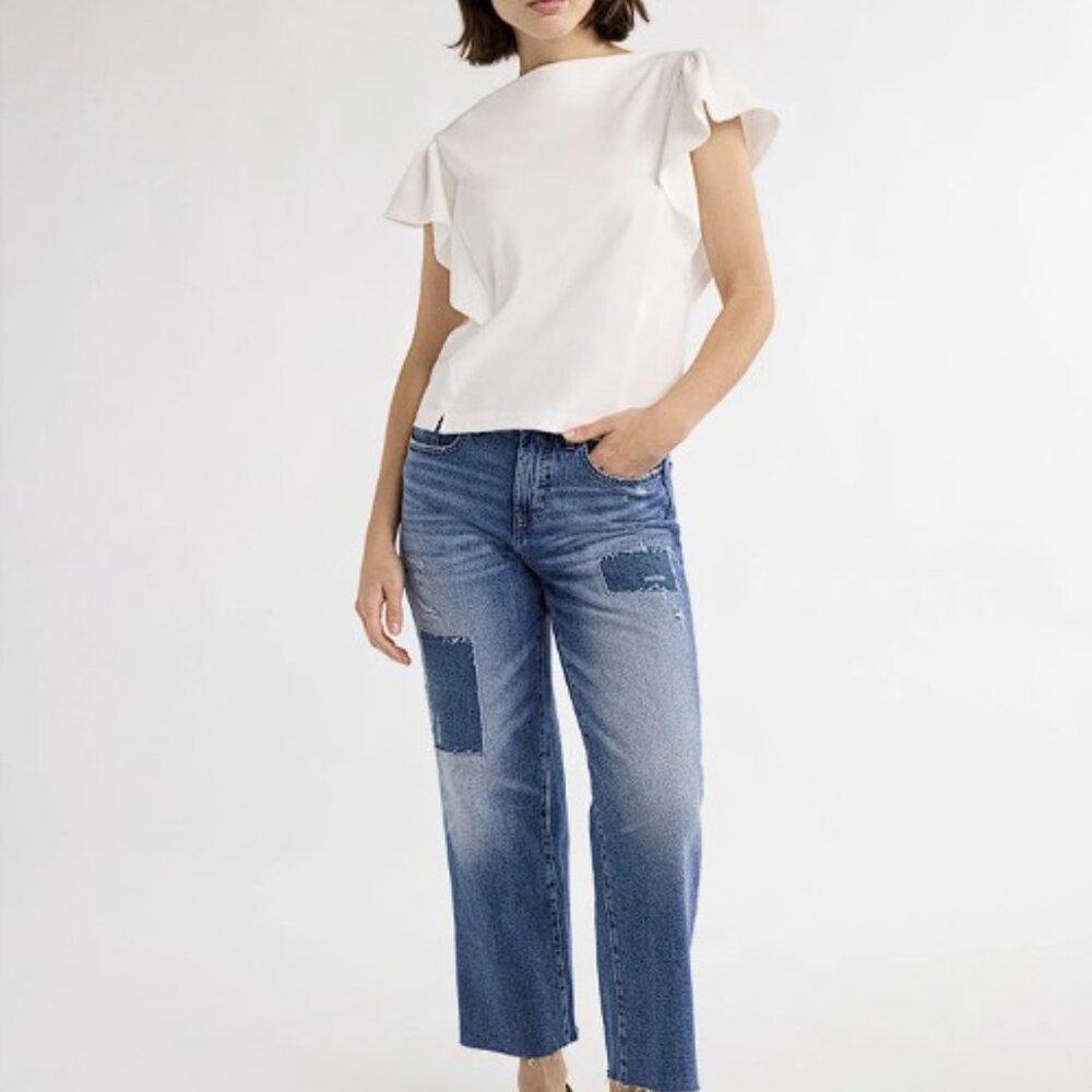 Free Assembly XXL White Top Ruffle Sleeveless Boat Neckline feminine